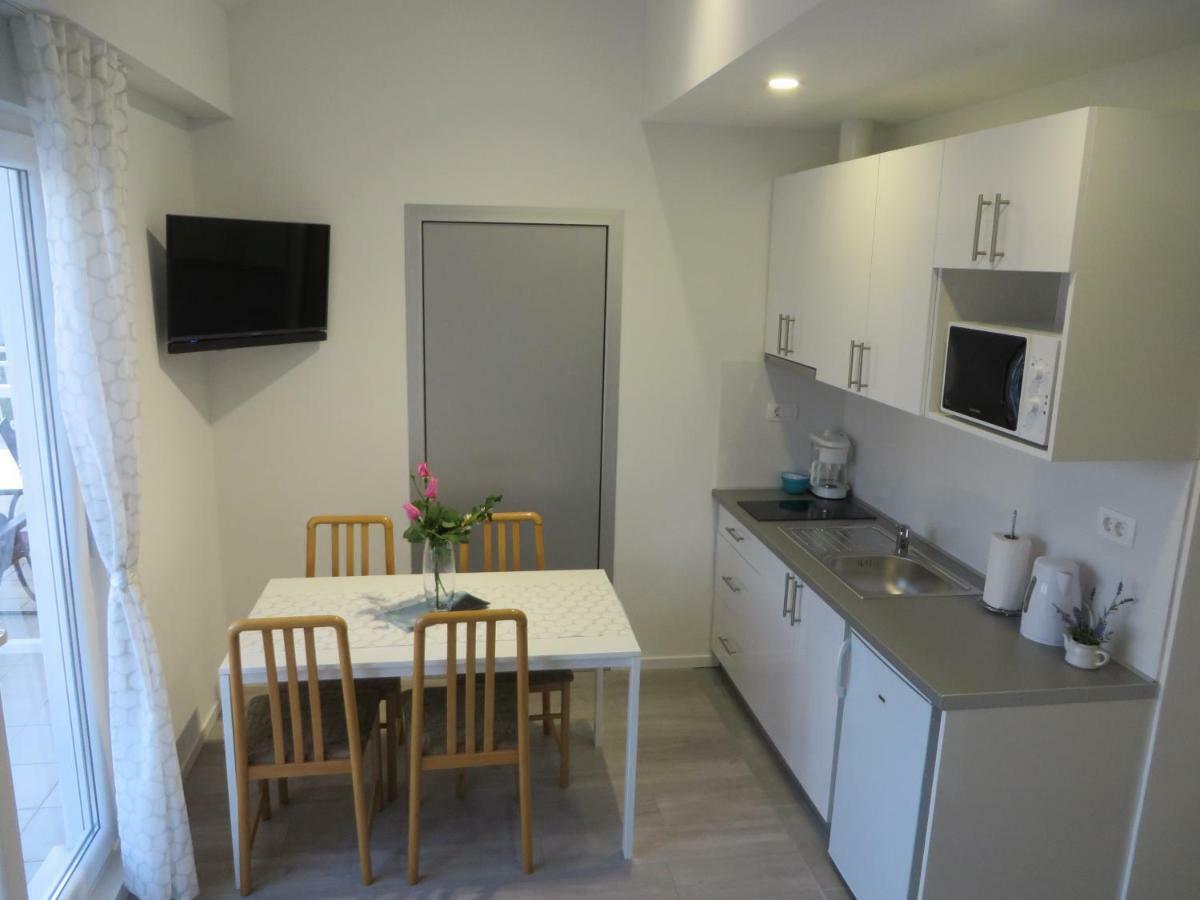 Apartmani Raos 두기라트 외부 사진